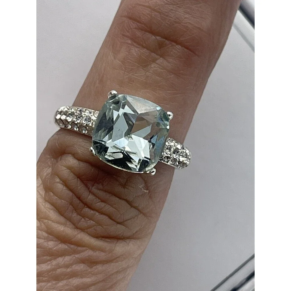 Belk Silver Tone Mint Green CZ Ring Sz 7 New